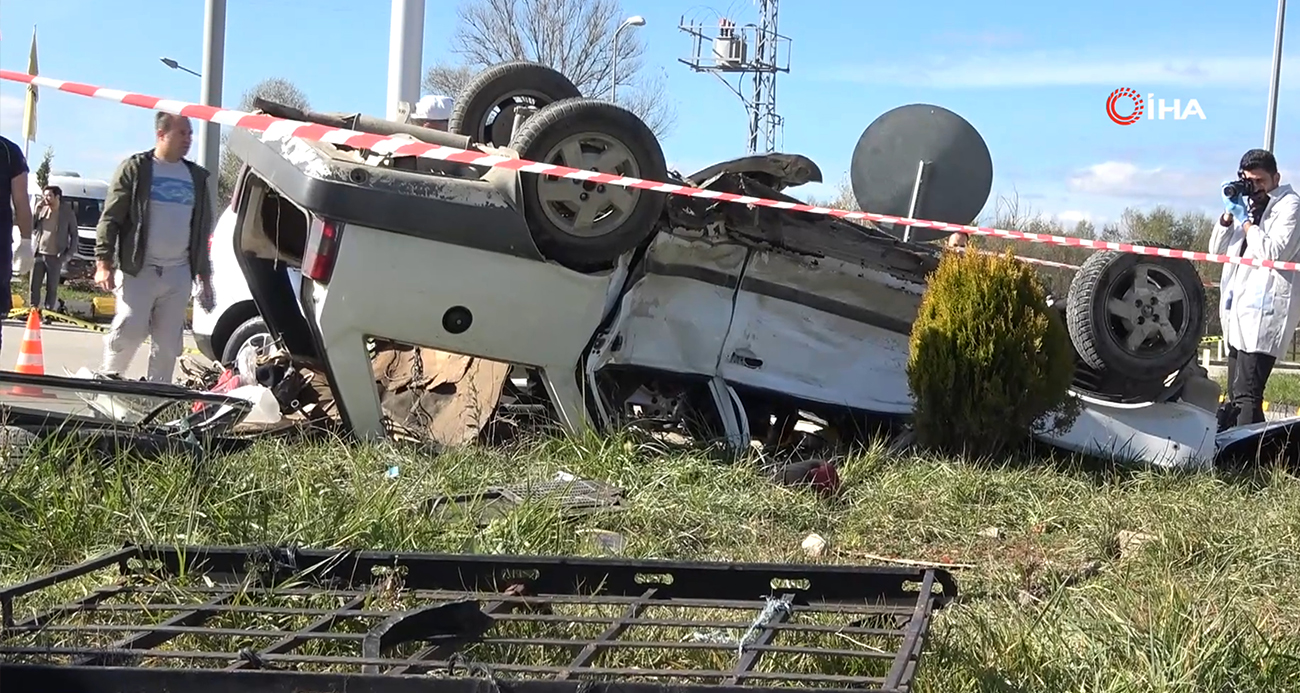 Fiat Tofaş marka otomobilin altında kalan sürücü feci şekilde can verdi