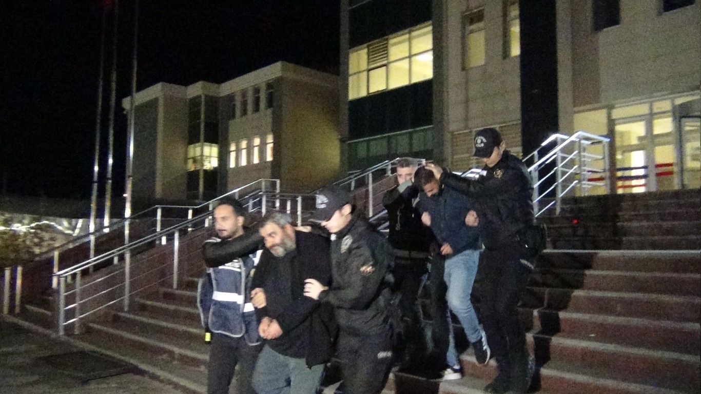 Küçük çocuğun maganda kurşunuyla ölümüne 5 tutuklama