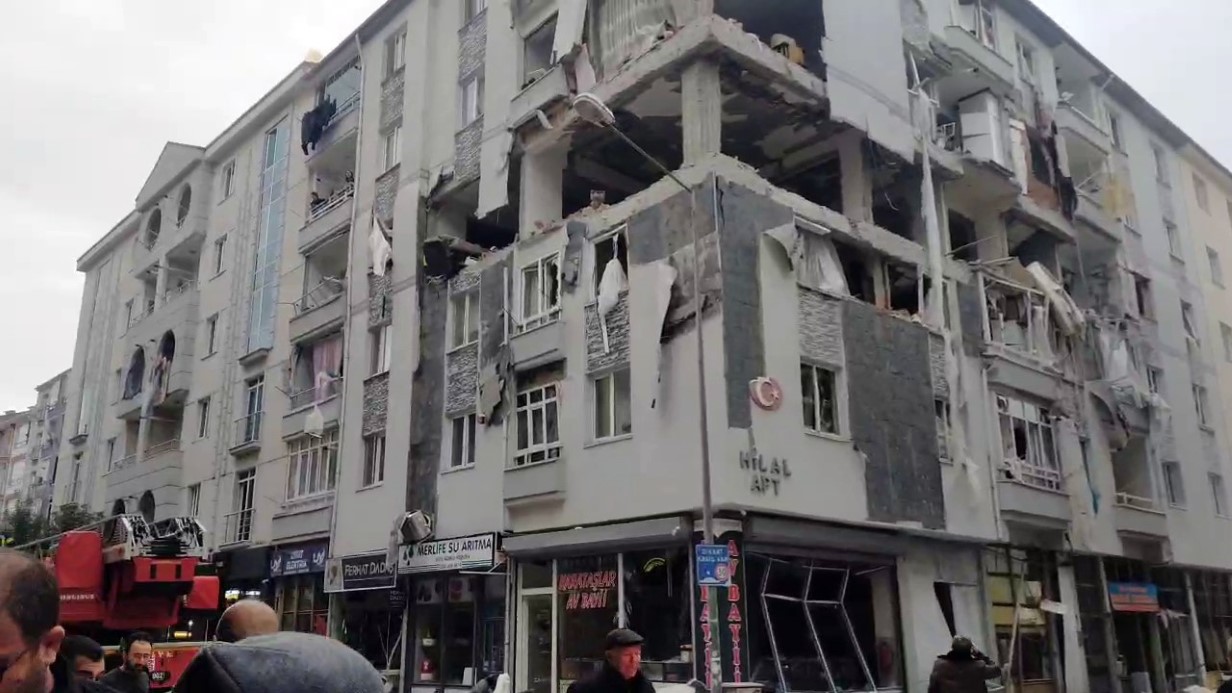 Çorum'da patlama: 1 ölü, 23 yaralı