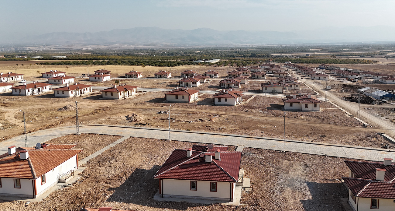 Malatya’da depremzedeler kalıcı konutlarına kavuşuyor