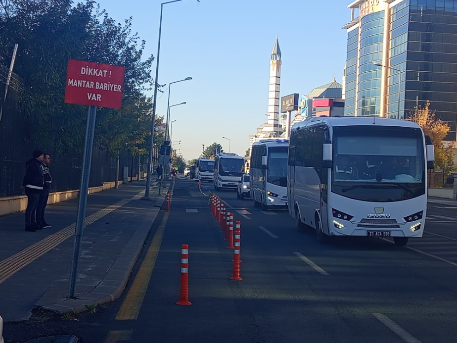 Narin Güran cinayeti davası 3’üncü gününde devam ediyor, sanık ve tanıklar adliyeye getirildi