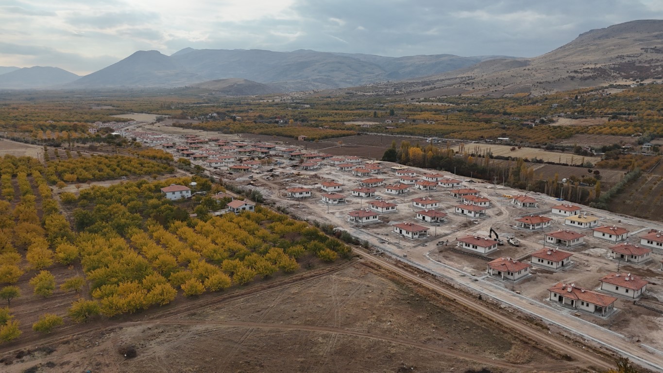 Malatya’da deprem konutları hızla tamamlanıyor