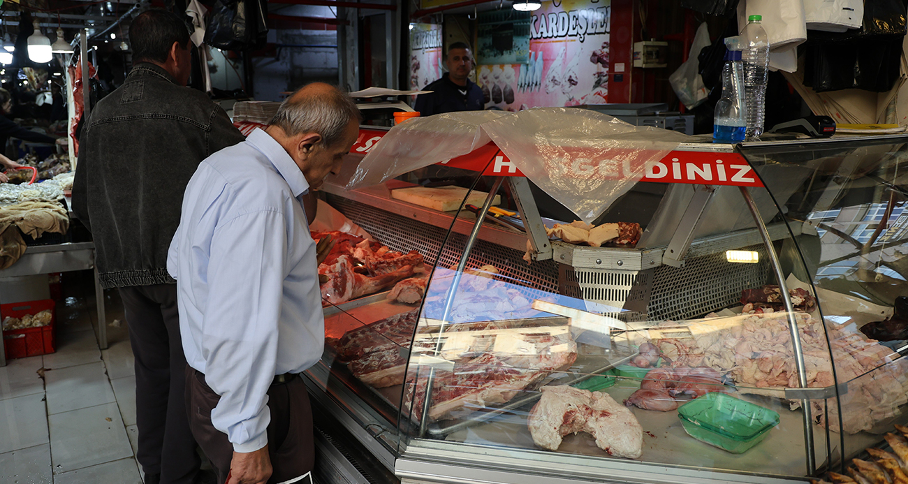 "Senden aldığım et ile zehirlendim" diyerek kasapları dolandırdılar