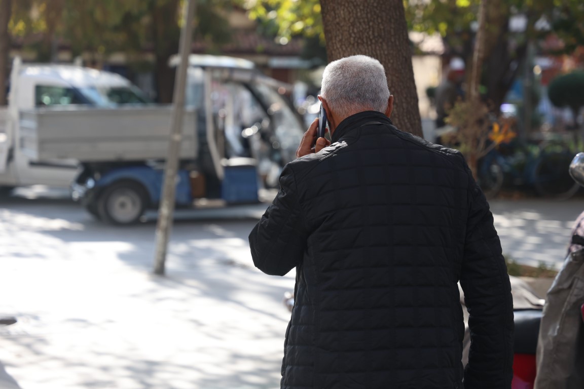 Dolandırıcıların pes dedirten yöntemi: ‘Kızımın yaşı küçük seni şikayet ettim’