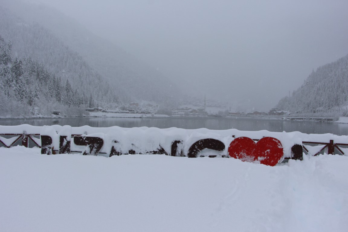 Uzungöl beyaz gelinliğini giydi