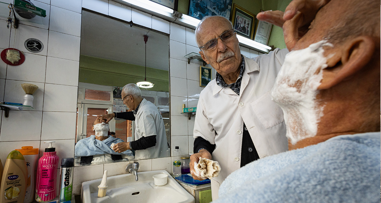 Berberliğe adanan bir ömür: 62 yıldır aynı dükkanda