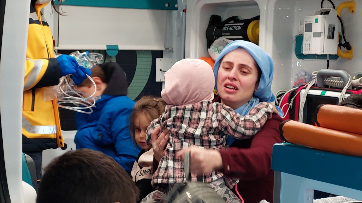 Samsun’da yangın: Evde mahsur kalanları itfaiye kurtardı