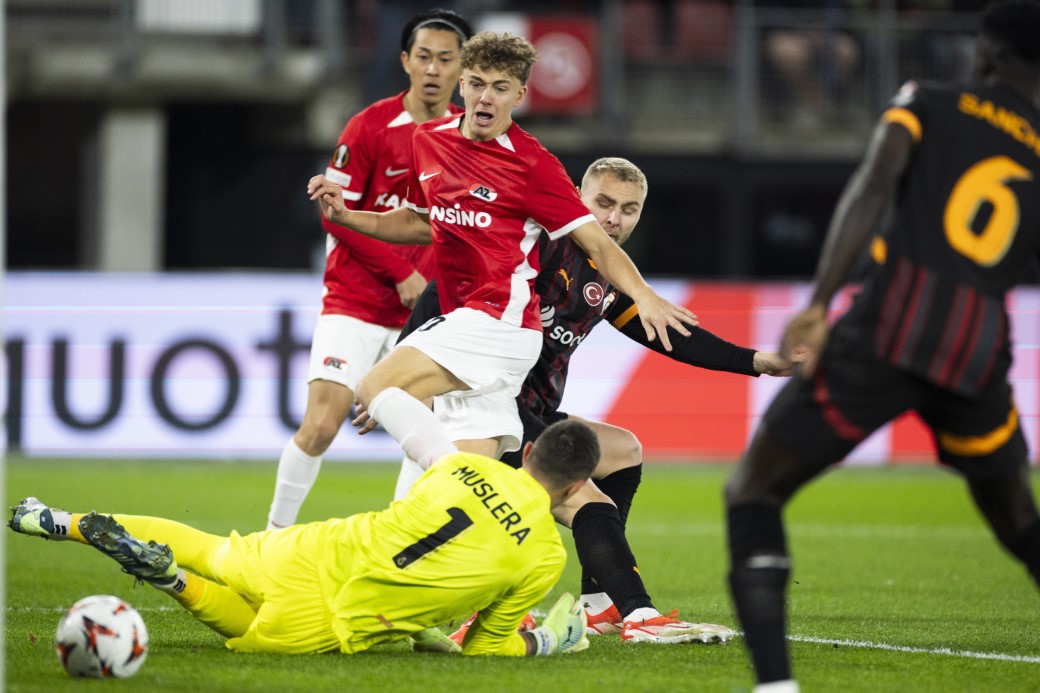 UEFA Avrupa Ligi: AZ Alkmaar: 1 - Galatasaray: 1 (Maç sonucu)