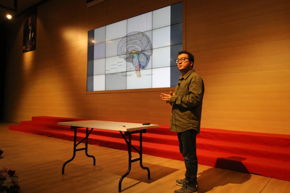 Prof. Dr. Oytun Erbaş, şizofreni ve otizmde devrim niteliğinde 2 yeni ilacın geliştirildiğini duyurdu