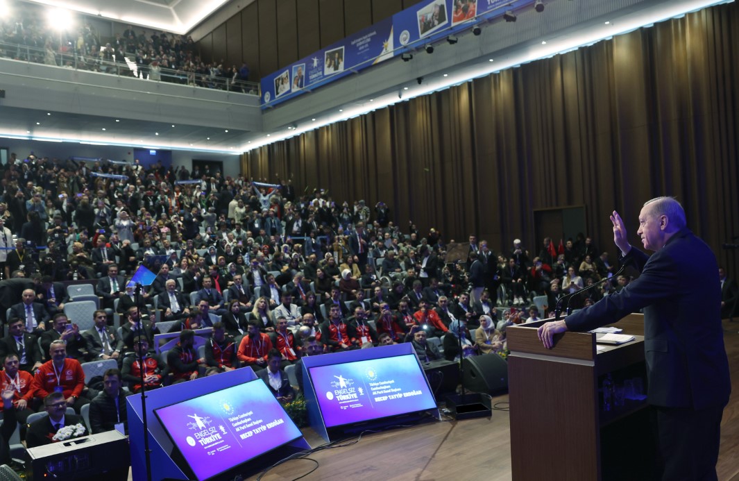 Cumhurbaşkanı Erdoğan: “Engelli kardeşlerimizin hiçbir zorlukla karşılaşmadan hayatın her alanında güçlü şekilde var olabildiği bir ülke,  Türkiye Yüzyılı’nda ulaşmak istediğimiz hedeflerden biridir”