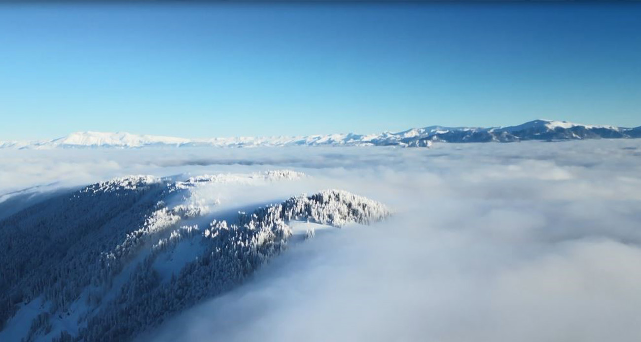 Genya Dağı’nda büyüleyici kış manzaraları havadan görüntülendi