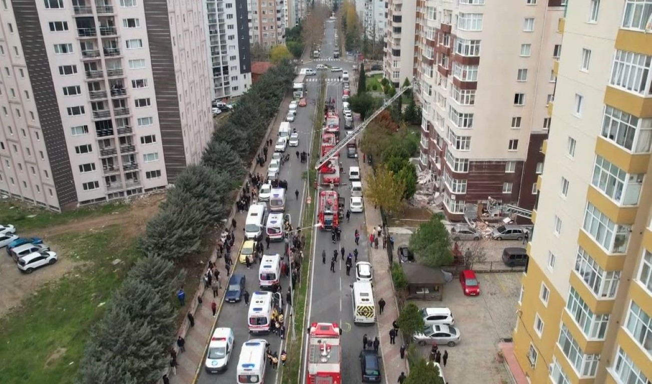 Beylikdüzü'ndeki patlamada 1 kişi hayatını kaybetti, 3 yaralı