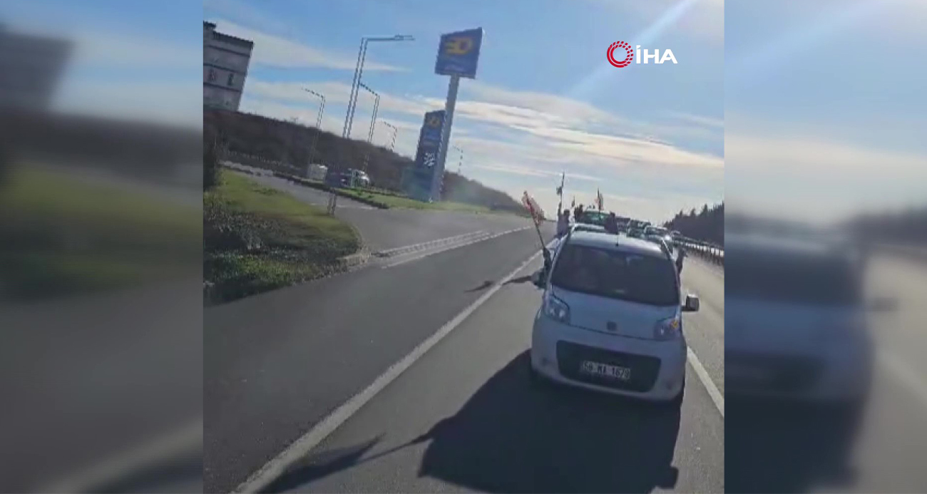Tekirdağ’da Suriyeliler Esad rejiminin devrilmesini konvoy yaparak kutladılar