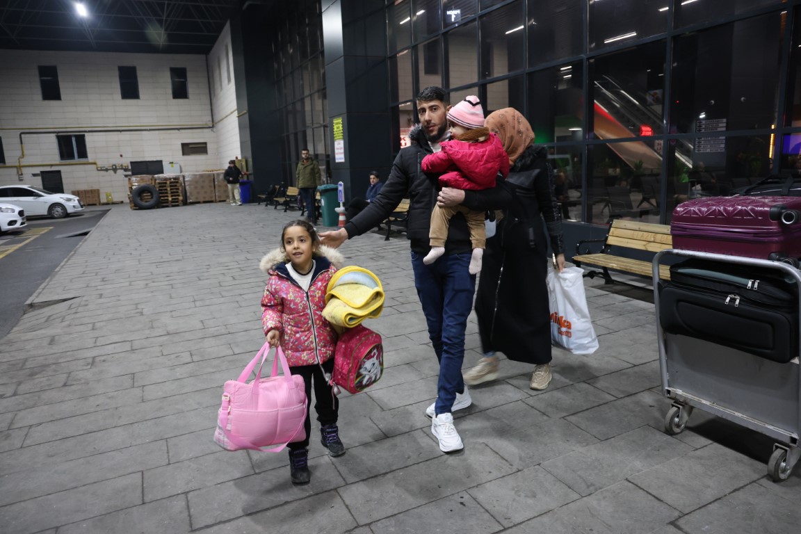 Elazığ’dan Suriye’ye dönüş başladı, ilk aile yola çıktı