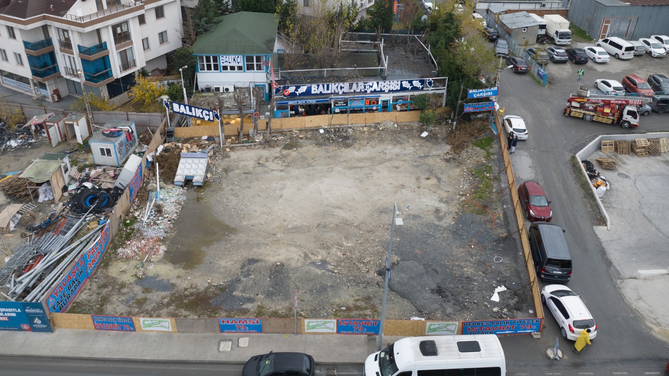 Plaza hayalini suya düşüren esnafa, İBB Başkanı Ekrem İmamoğlu’ndan ceza