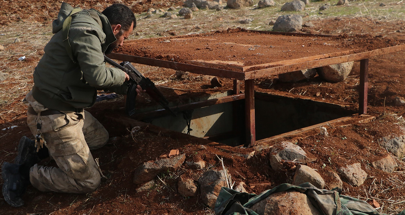 PKK/YPG'nin Tel Rıfat'taki fare deliğinin ucundan kaçış asansörü çıktı