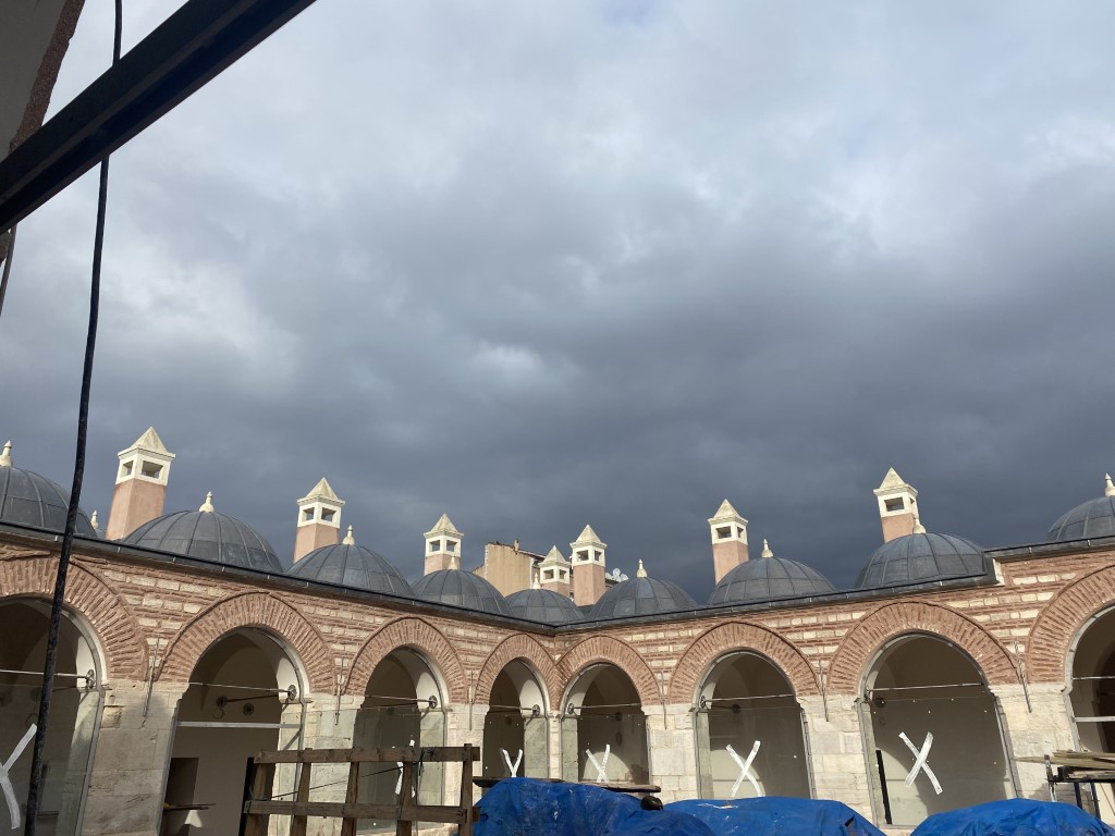 Fatih Sultan Mehmed’in mirası Karadeniz Medresesi’nin restorasyonunun yüzde 90’ tamamlandı