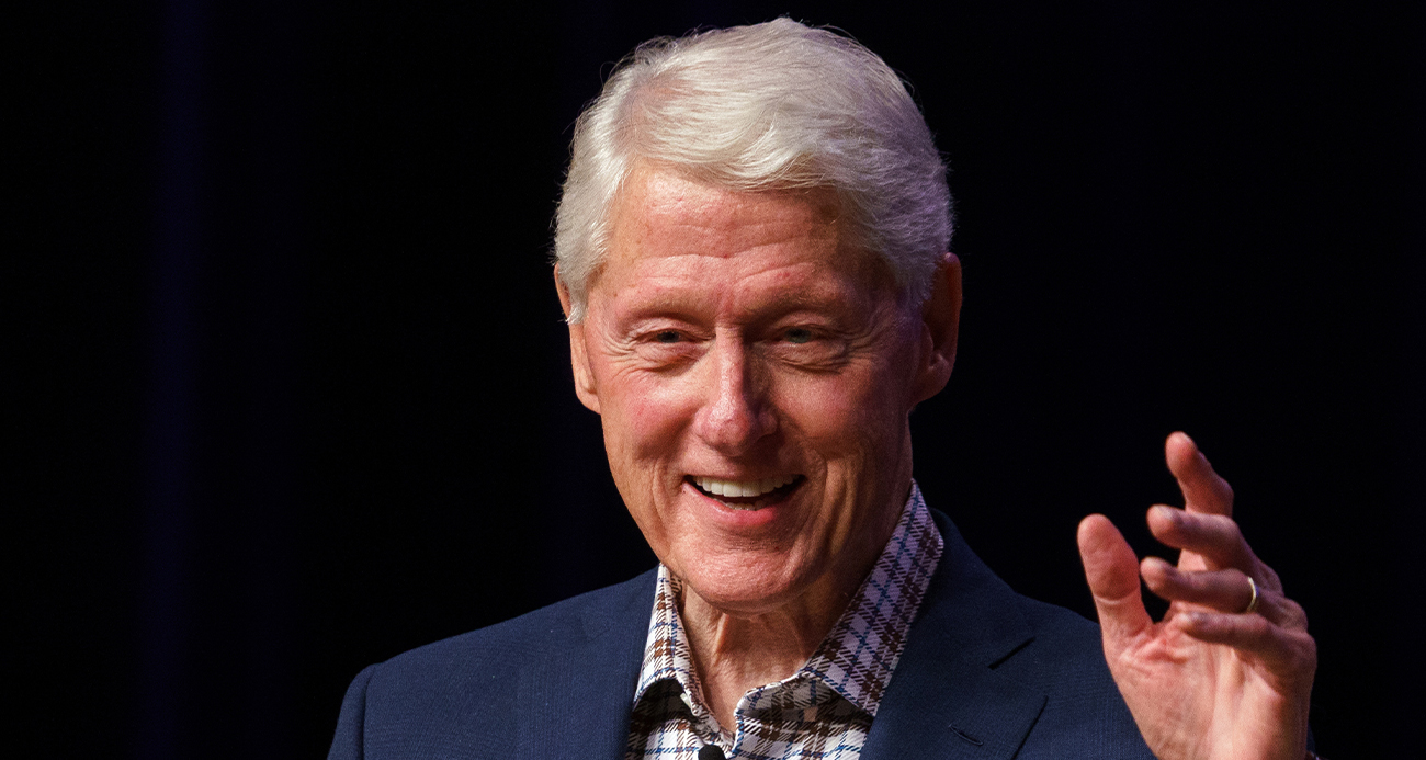 Eski ABD Başkanı Bill Clinton’ın Sözcüsü Angel Urena, geçirdiği rahatsızlık nedeniyle hastaneye kaldırılan eski başkanın, grip tedavisi gördükten sonra bugün taburcu edildiğini bildirdi.