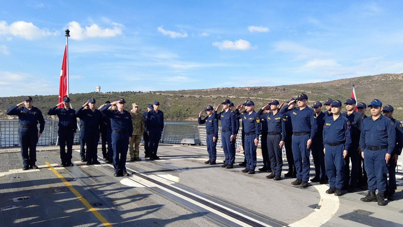 Türkiye’nin göz bebeği TCG Büyükada, yeni yılda nöbette