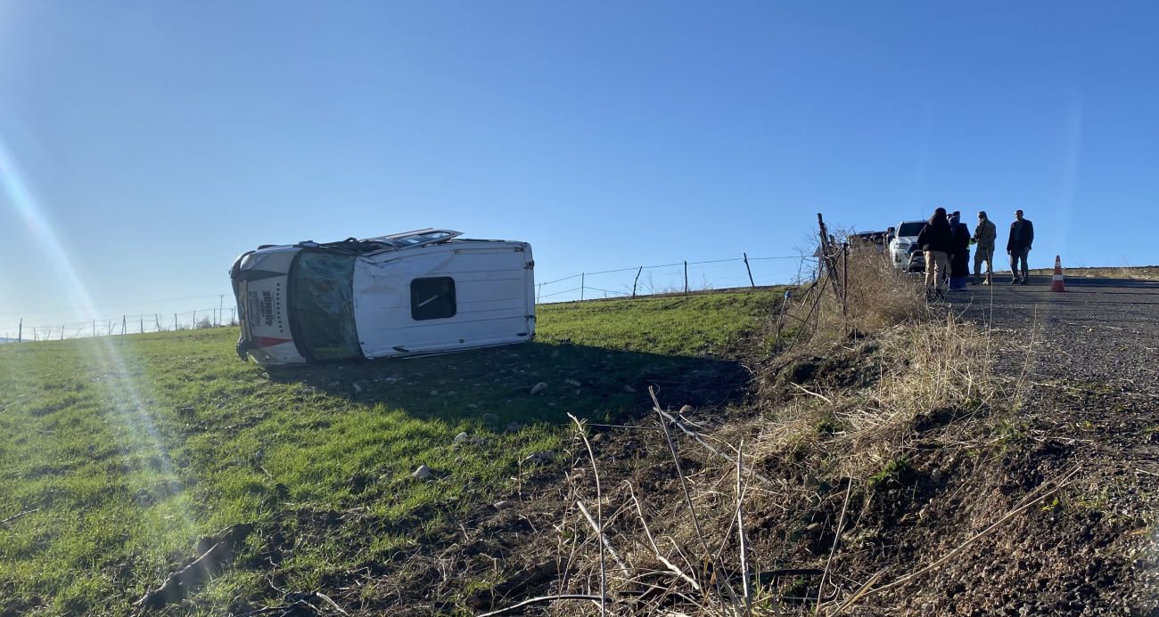 Diyarbakır’da öğrenci sergisi devrildi: 9 yaralı