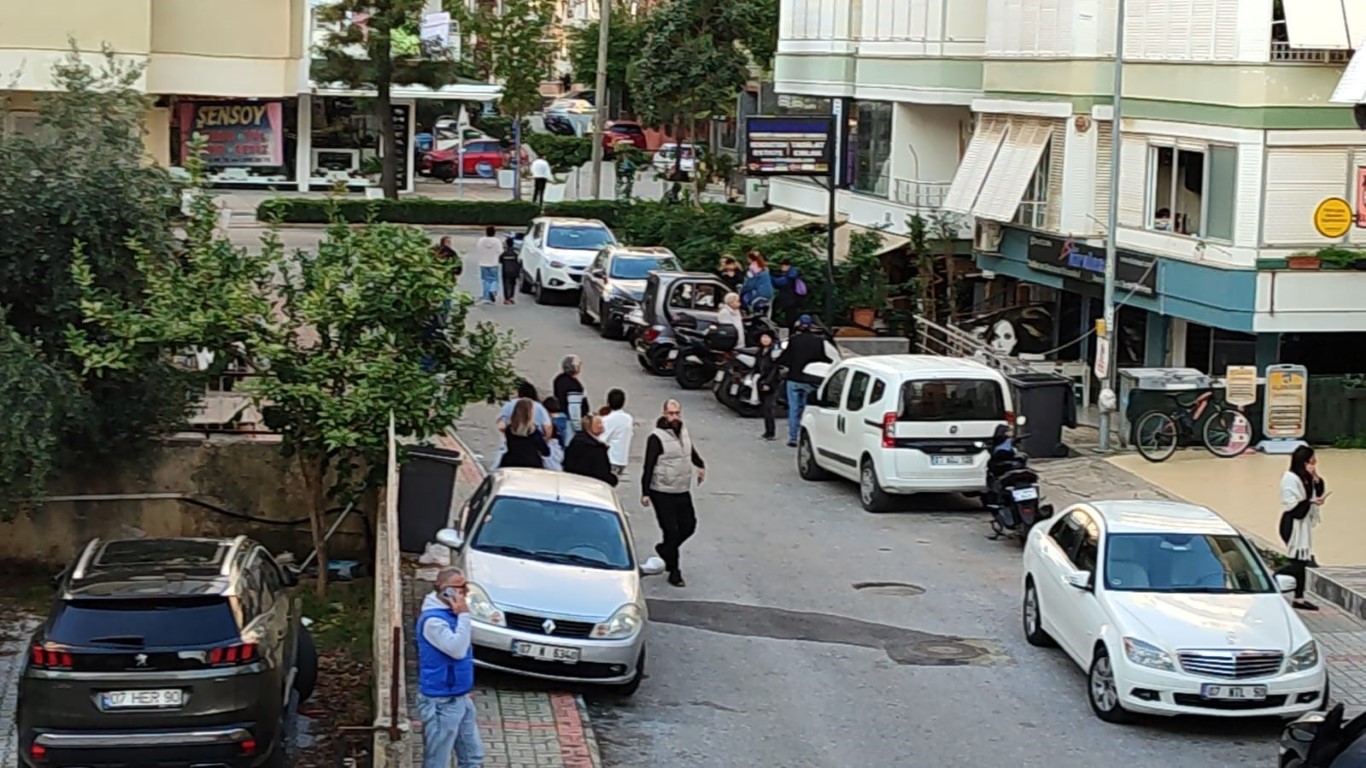 Antalya Körfezi'nde 4,5 büyüklüğünde deprem