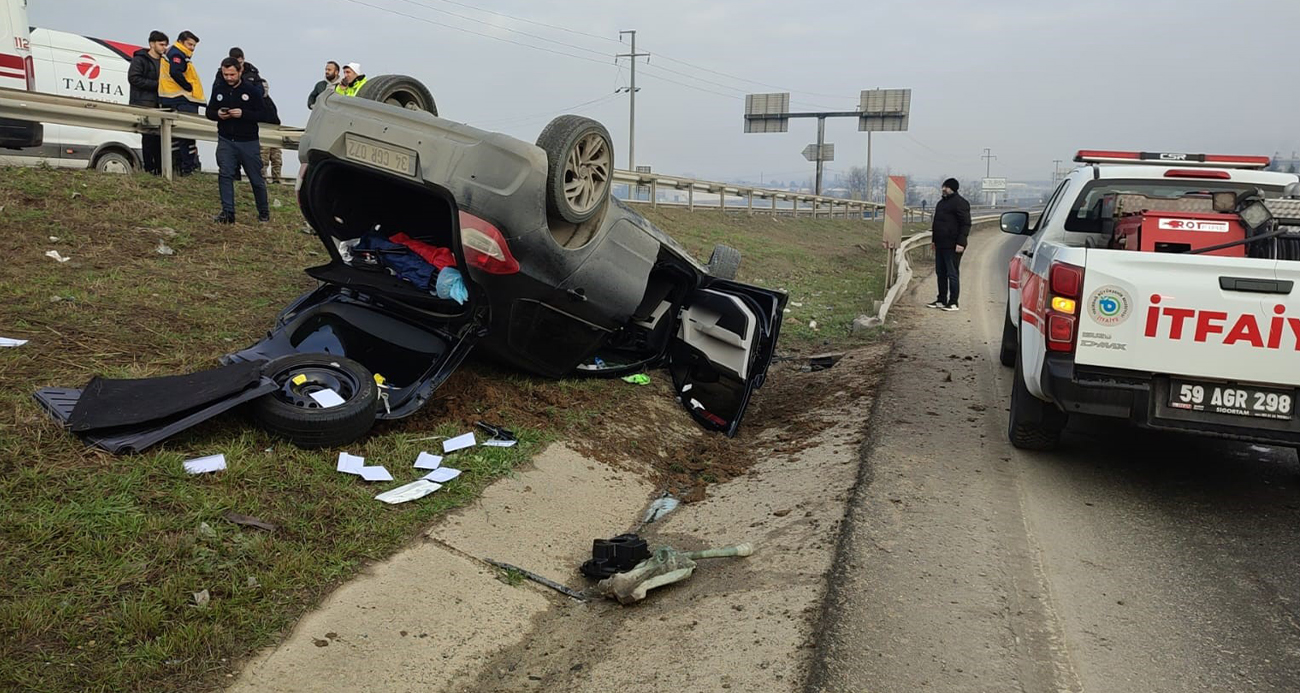 Tekirdağ’da otomobil takla attı: 2 yaralı