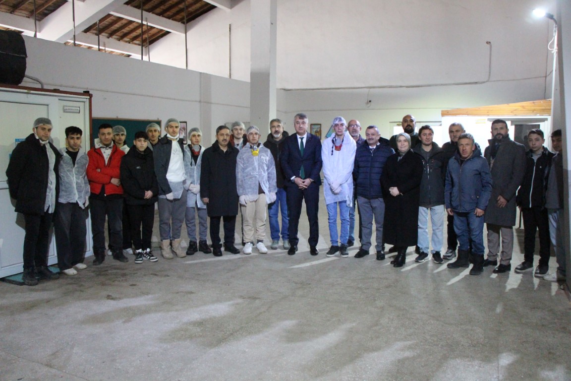 Meslek liseliler, 2 yılda 15 ton mantar üretip 1 milyon TL kazandırdı