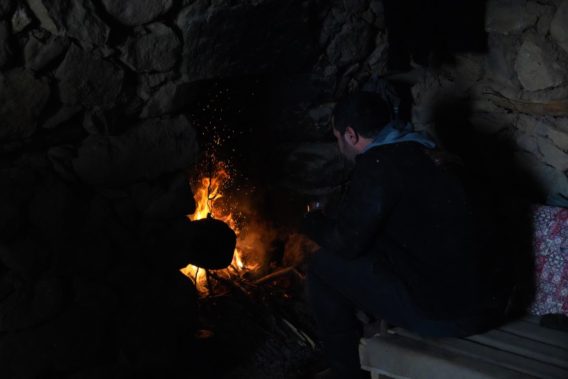 Muş’ta besiciler zorlu kış şartlarına meydan okuyor