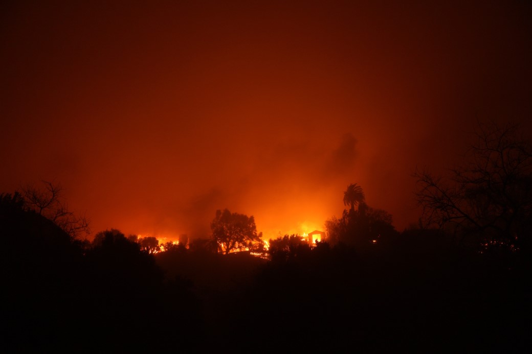 Los Angeles’ta sokağa çıkma yasağı