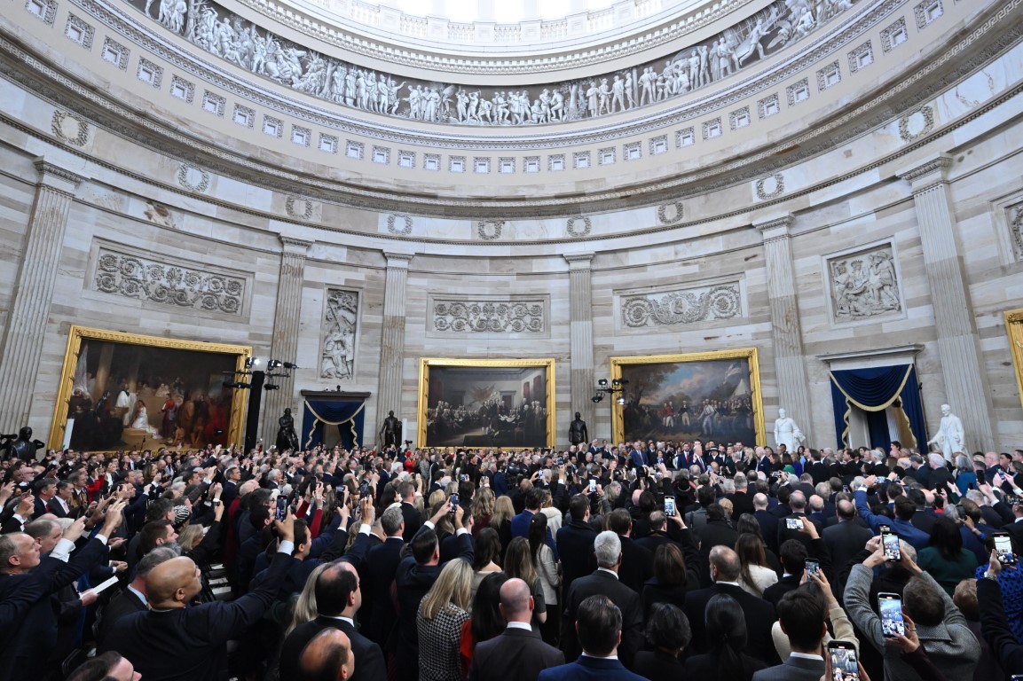 Başkan Trump göreve başladı: İlk günden radikal kararlar ve tartışmalı adımlar