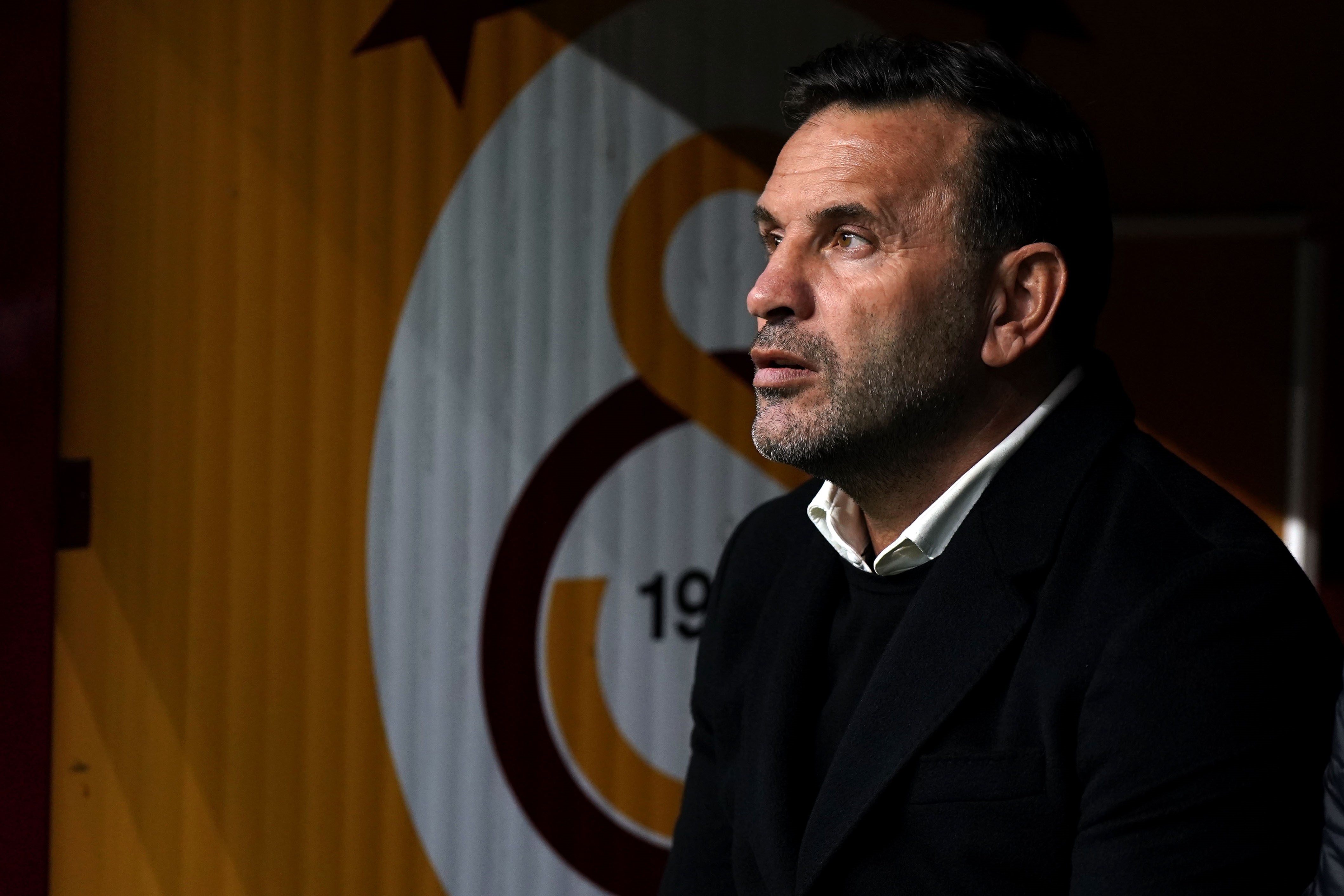 Okan Buruk: "Çok net pozisyonlar vermeden 3 gol yedik"