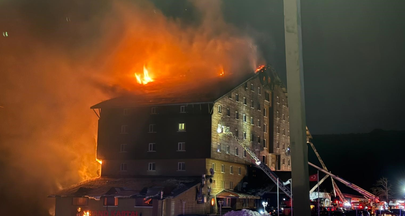 Bolu'daki yangın faciasında 76 kişi hayatını kaybetti