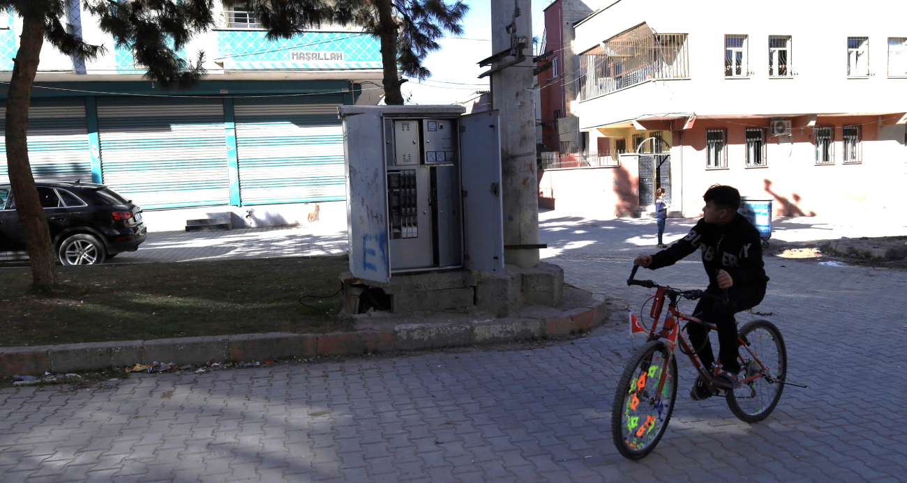 DEDAŞ’ın açık bırakılan trafoları ölüm tehlikesi saçıyor