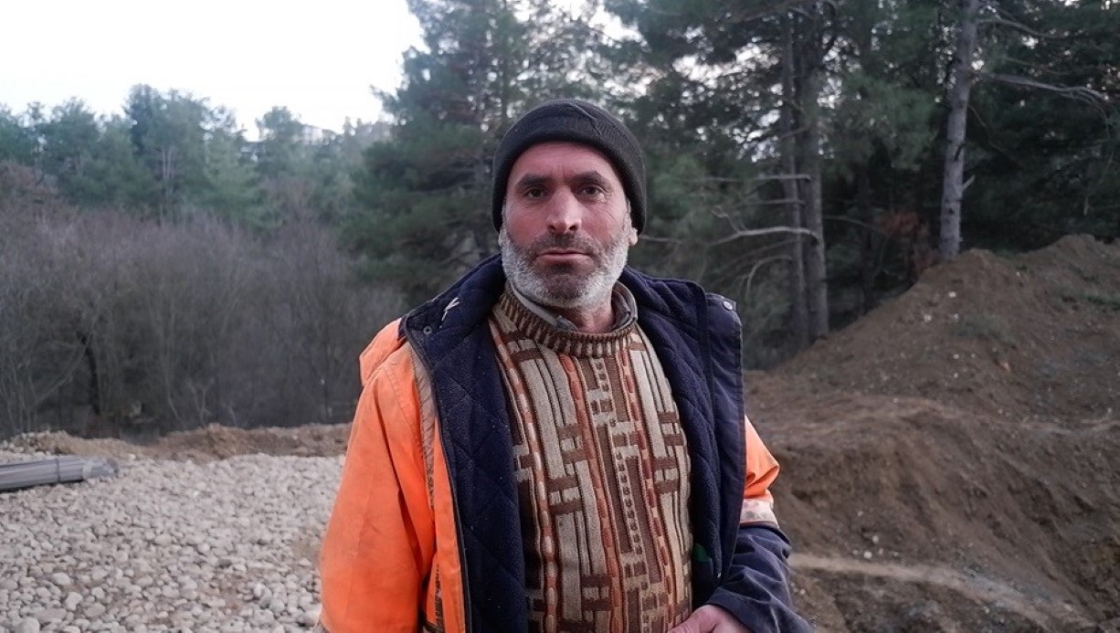 Demir parçası sanıp oynadığı cisim, patlamamış havan mermisi çıktı