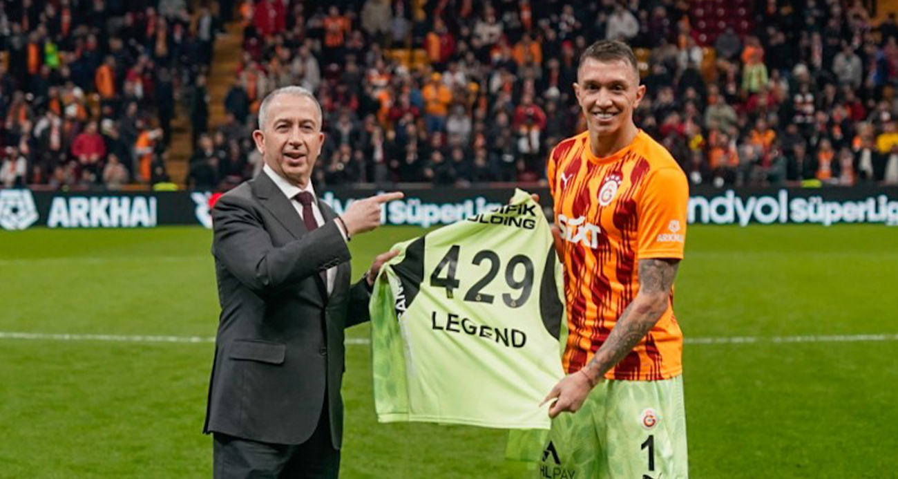 Fernando Muslera, Galatasaray’ın ligde en çok forma giyen oyuncusu oldu