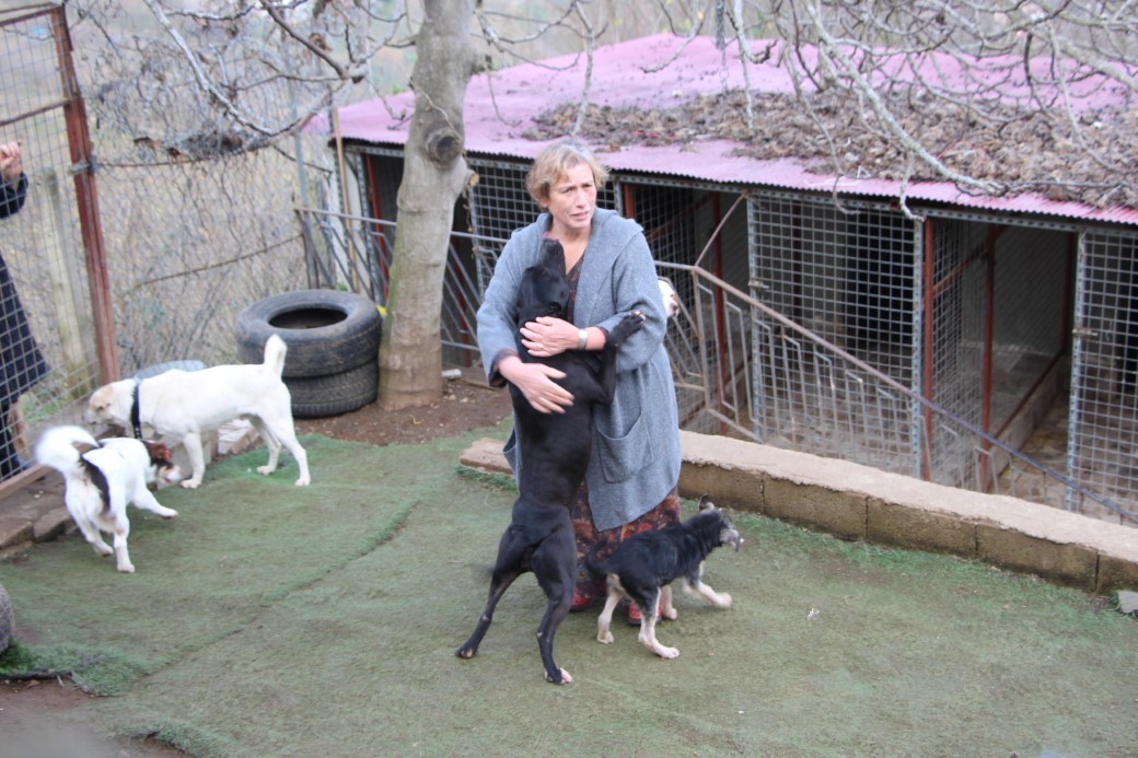 Sevimli dostları ona, o da onlara Nur‘hayat’ oldu