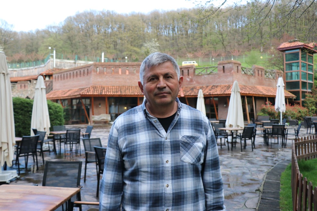 Yanan otelin sahibi: "Duman dedektörleri devreye girdi"