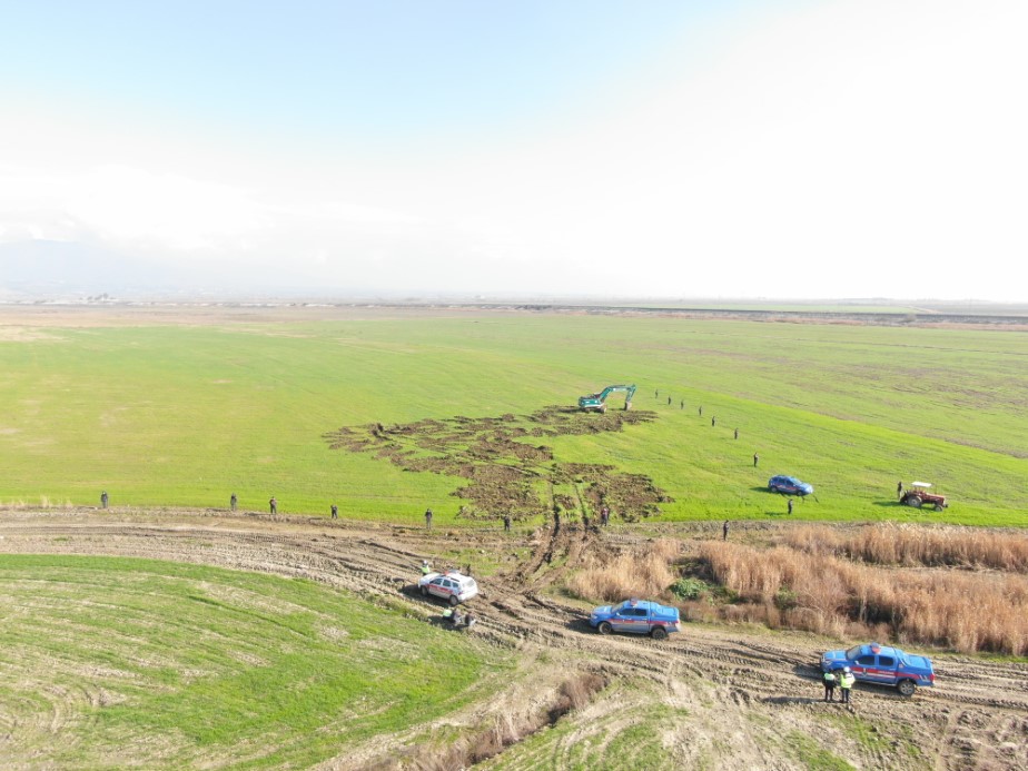 Kuruyan Marmara Gölü’ndeki arazi işgallerine taviz yok