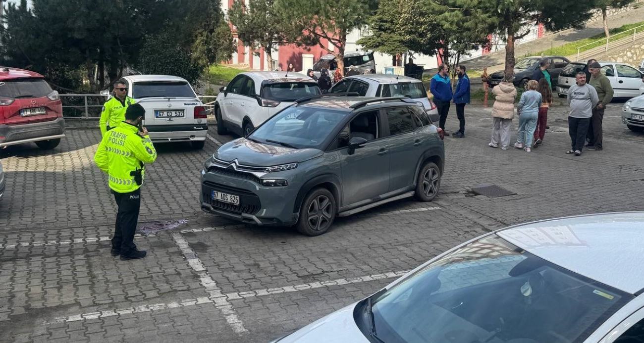 Zonguldak’ta bir kadın aracıyla kocasını ezdi