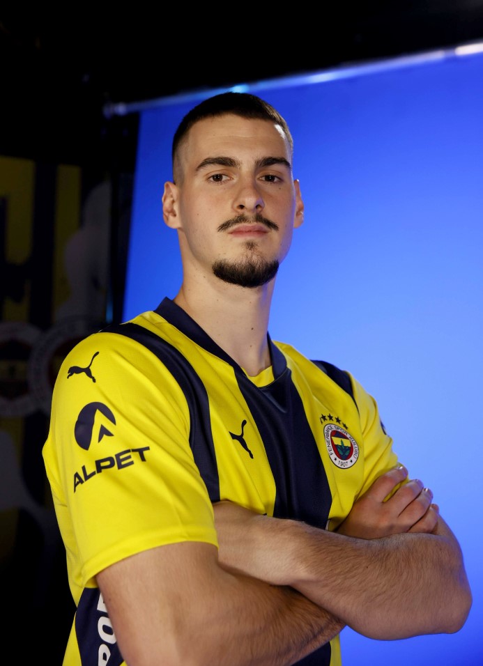 Fenerbahçe, Ognjen Mimovic ile sözleşme imzaladı