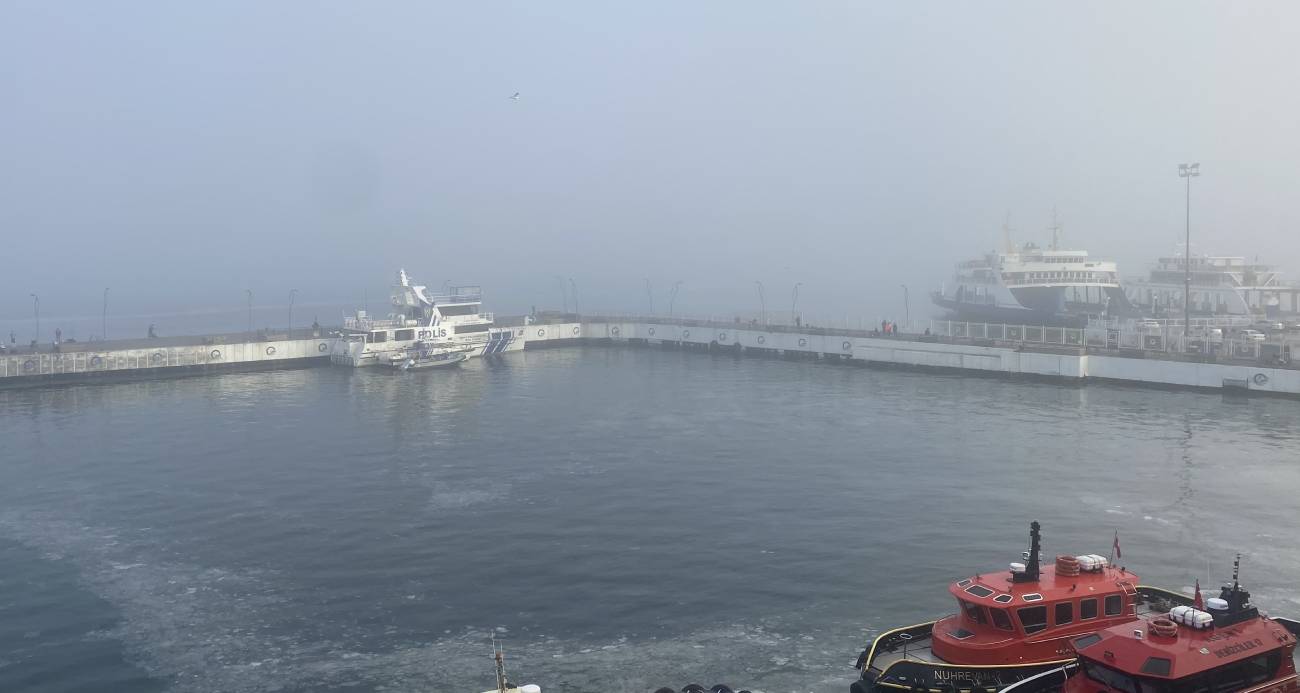 Çanakkale Boğazı sis nedeniyle transit gemi geçişlerine kapatıldı