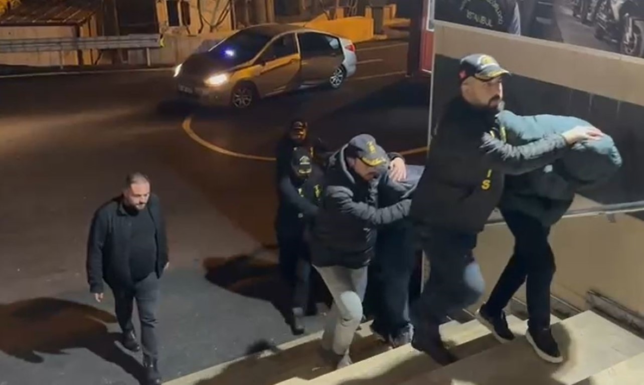 Arnavutköy’de fidye ve gasp çetesi çökertildi