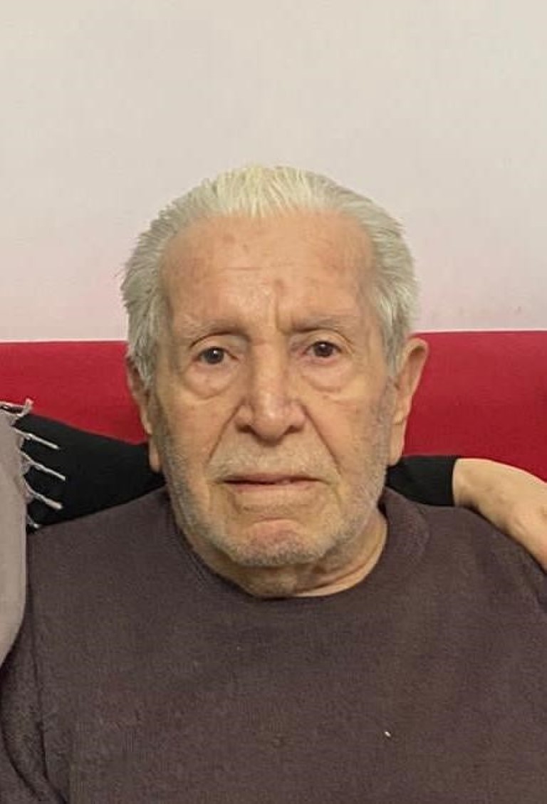 Enkazda kalan babasını iki yıldır arıyor