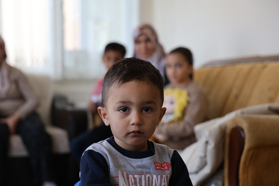 Asrın felaketinden 40 günlük bebeği ile kurtulan kadın yaşadıklarını anlattı