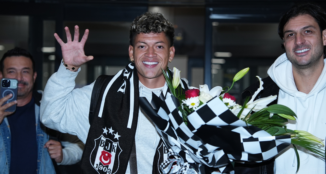 Elan Ricardo İstanbul’a geldi