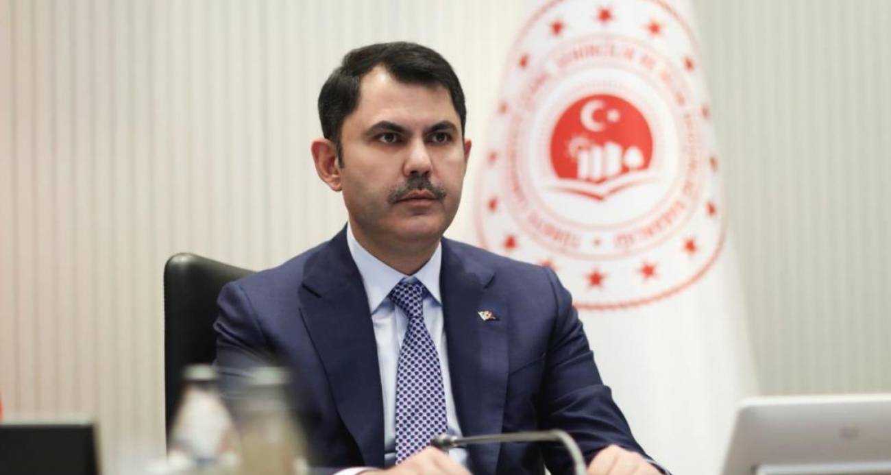 Hatay Büyükşehir Meclisi’nde Bakan Kurum’a hemşerilik beratı sunulması önerisi kabul edildi