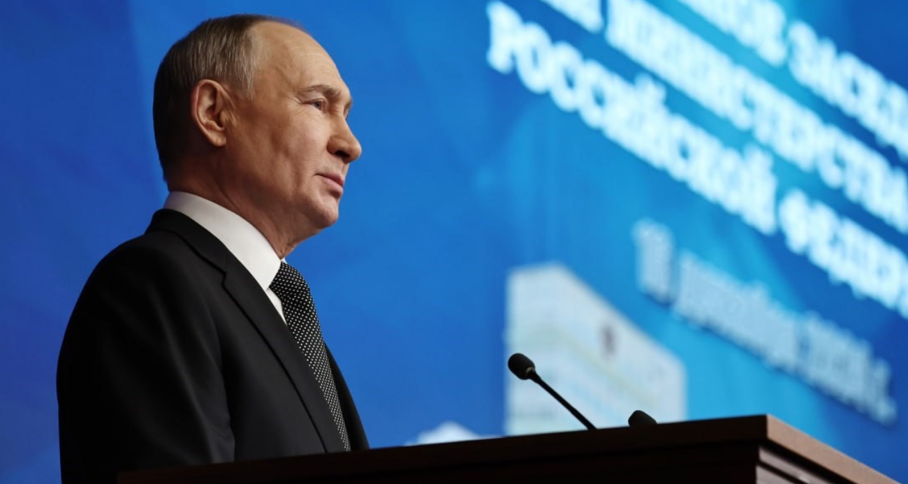 İngiltere&#039;den Putin&#039;in yakın çevresine yaptırım