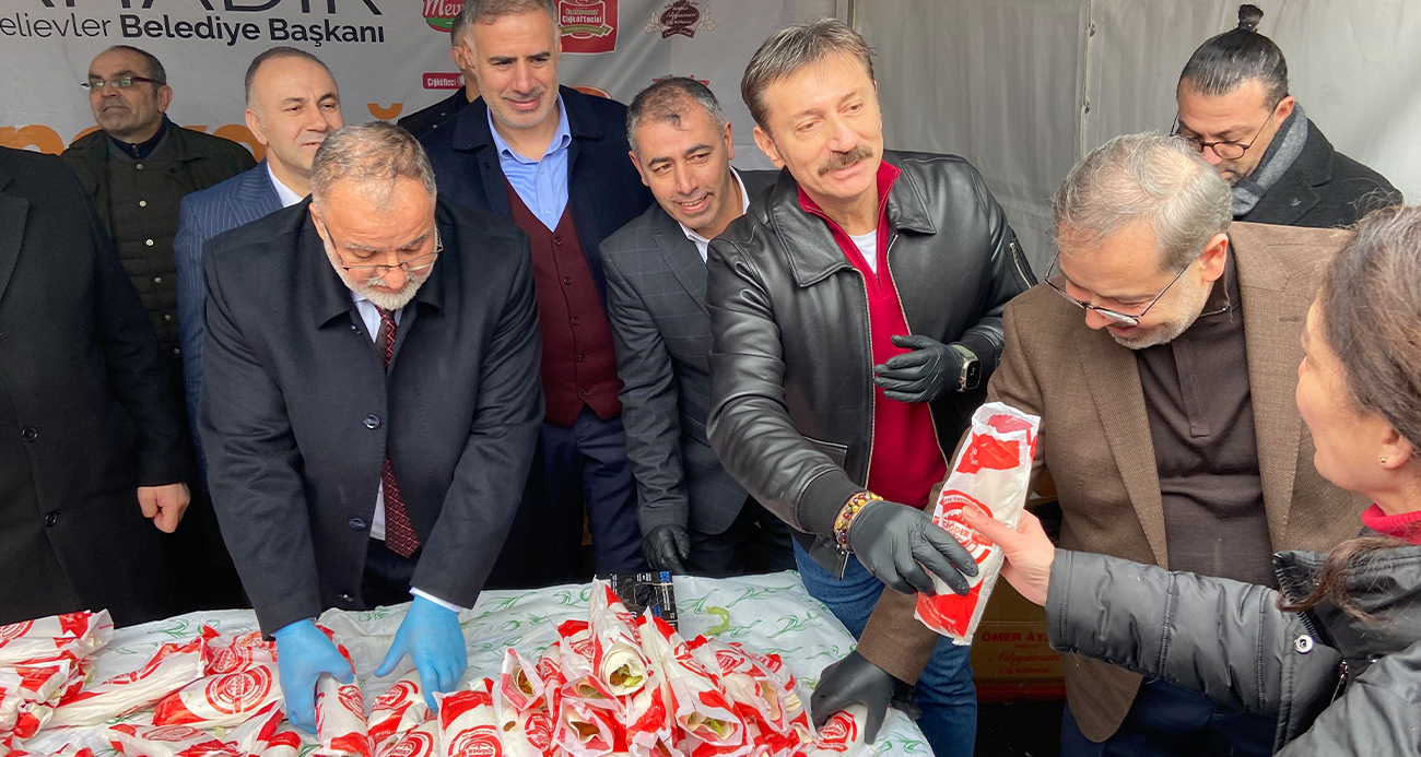 Bahçelievler’de Doğu ve Güneydoğu Çiğ Köfte Festivali’ne yoğun ilgi