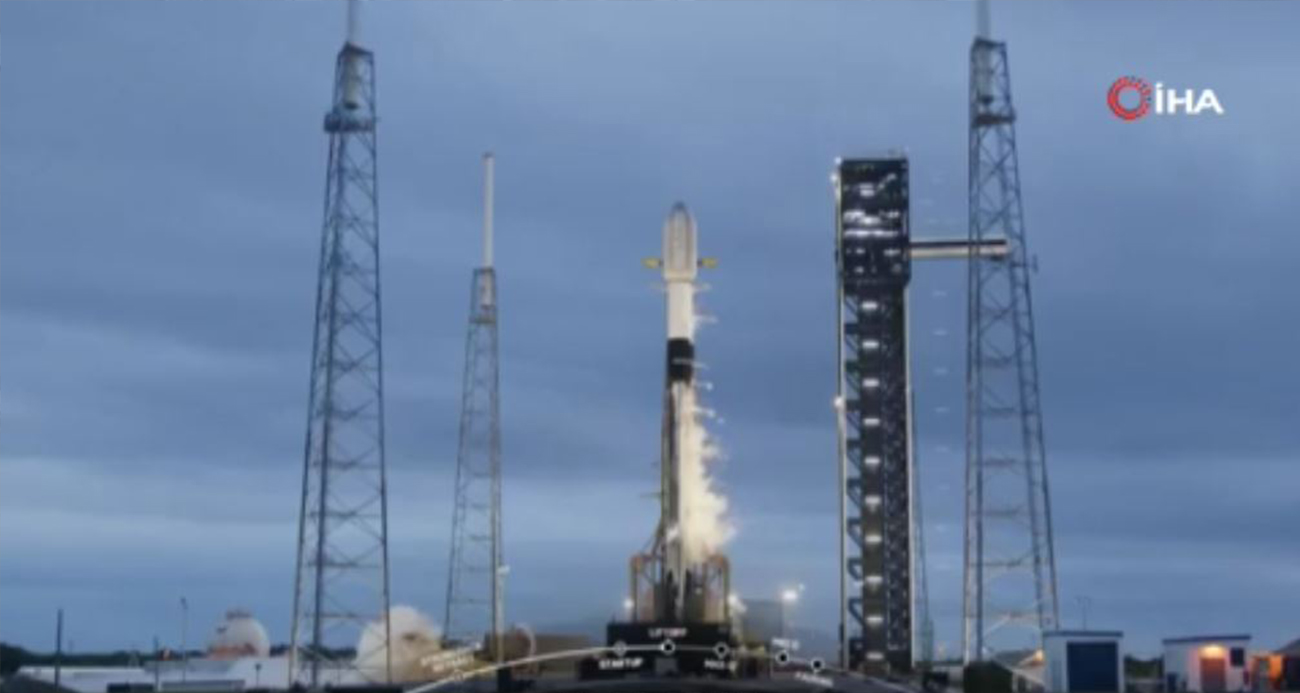 SpaceX, 23 Starlink uydusunu daha yörüngeye gönderdi