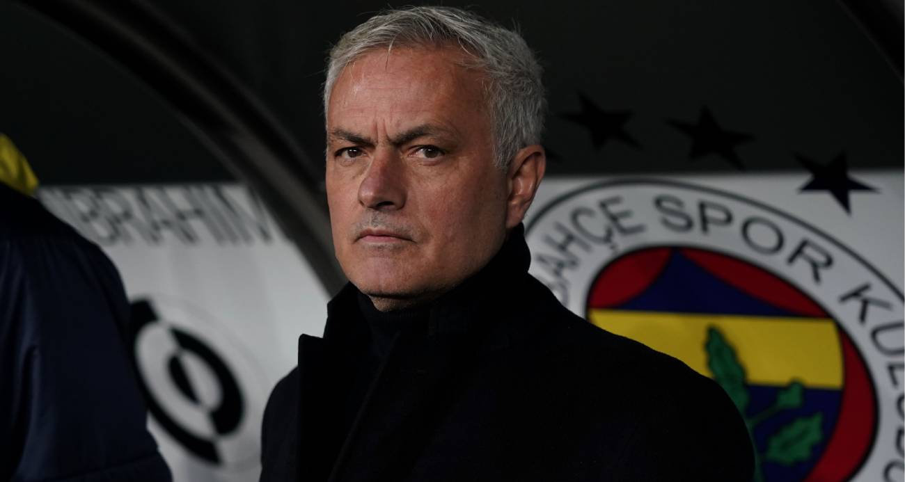 Jose Mourinho, 3. derbisinde ilk peşinde